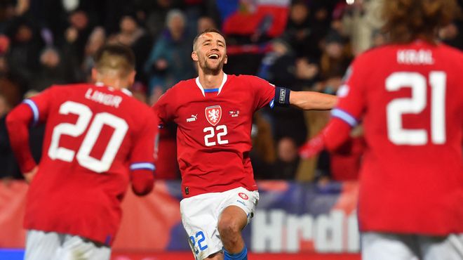 显然也有其 显然也有其