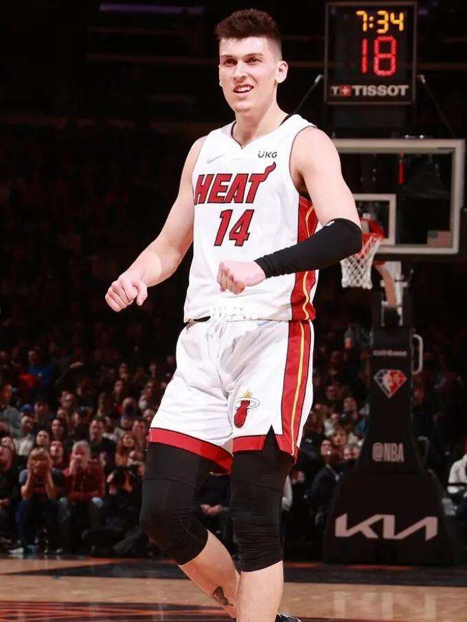 姆巴佩上演 姆巴佩上演