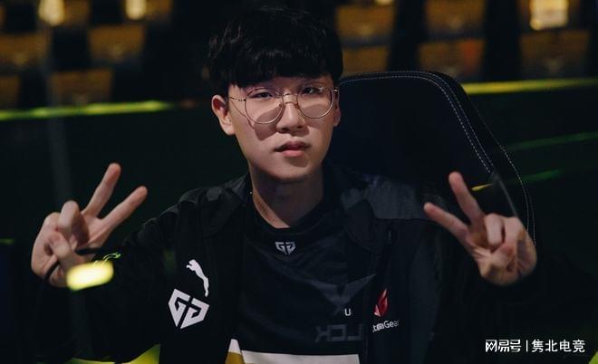 高的舞台 高的舞台